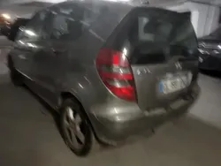 Gris Utilisé 2006 Mercedes A180 Berline | 1 000 €