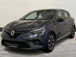 Utilisé 2021 Renault Clio V LIMITED Berline | 12 999 € (Bon prix)