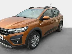 Orange Utilisé 2022 Dacia Sandero Comfort Citadine | 16 299 € (Prix juste)