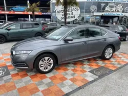 Gris Utilisé 2024 Skoda Octavia Selection Berline | 25 950 € (Super prix)