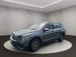 Gris Utilisé 2023 VW Tiguan Allspace Life SUV | 34 300 € (Bon prix)