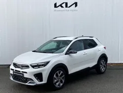 Blanc Utilisé 2025 Kia Stonic Active SUV | 25 485 € (Prix cher)