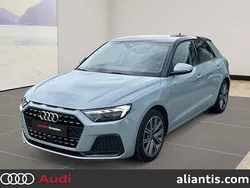 Gris flèche nacré Utilisé 2023 Audi A1 Sportback Business Citadine | 20 450 € (Prix juste)