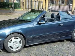Bleu Utilisé 2003 Mercedes CLK200 Cabriolet | 8 000 €