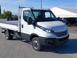 Blanc Utilisé 2023 Iveco Daily Van | 51 480 € (Prix cher)