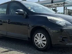 Utilisé 2009 Renault Scénic III Expression Monospace | 2 990 €