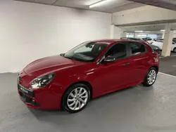 Rouge Utilisé 2016 Alfa Romeo Giulietta Lusso Citadine | 13 990 € (Prix juste)