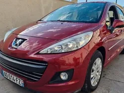 Rouge Utilisé 2009 Peugeot 207 Premium Citadine | 4 450 € (Prix juste)