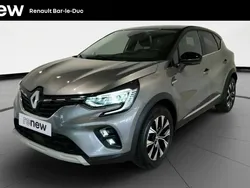 Gris Utilisé 2024 Renault Captur Techno SUV | 19 136 € (Prix juste)