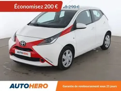 Blanc Utilisé 2014 Toyota Aygo X-play Citadine | 8 090 € (Prix assez cher)