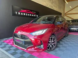 Rouge Utilisé 2021 Toyota Yaris Hybrid | 19 990 € (Bon prix)