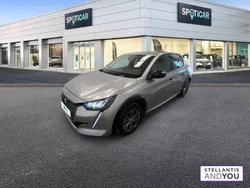 Gris Utilisé 2022 Peugeot e-208 Allure Citadine | 16 990 € (Prix juste)