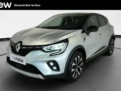 Gris Utilisé 2024 Renault Captur Techno SUV | 19 320 € (Prix juste)