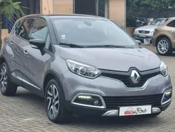 Gris Utilisé 2017 Renault Captur Zen SUV | 9 900 € (Bon prix)