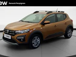 Orange Utilisé 2022 Dacia Sandero Comfort Citadine | 14 399 € (Prix juste)