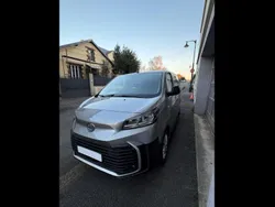 Gris Nouvelle 2024 Toyota Proace Van | 36 890 € (Prix juste)