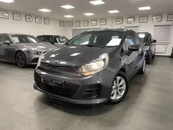Noir Utilisé 2016 Kia Rio Citadine | 8 990 € (Super prix)
