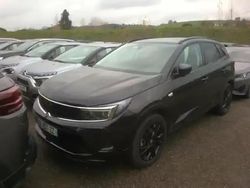 Noir karbon mã©tallisã© Utilisé 2024 Opel Grandland X SUV | 27 999 € (Prix juste)