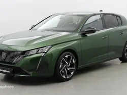 Vert Utilisé 2021 Peugeot 308 Allure Berline | 17 999 € (Prix juste)