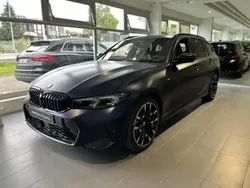 Bleu Nouvelle 2025 BMW 330 M Sport Break | 88 490 €