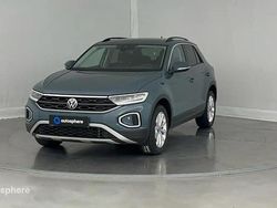Utilisé 2024 VW T-Roc Life SUV | 23 299 € (Prix juste)