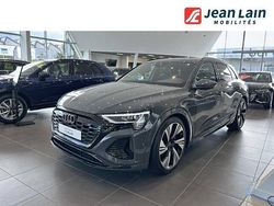 Gris magnétique Utilisé 2024 Audi Q8 e-tron S-Line SUV | 66 900 € (Bon prix)