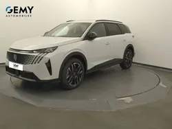 Blanc Utilisé 2024 Peugeot 5008 Allure Monospace | 35 479 € (Prix cher)
