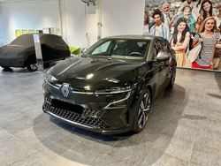 Noir Utilisé 2024 Renault Mégane Iconic Berline | 31 990 € (Prix cher)