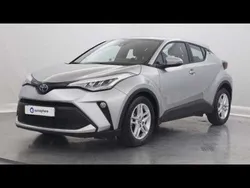 Utilisé 2023 Toyota C-HR SUV | 24 499 € (Prix juste)