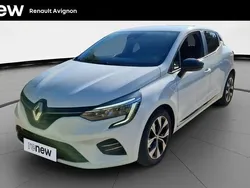 Blanc Utilisé 2023 Renault Clio V Evolution Citadine | 13 499 € (Prix juste)