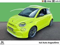 Vert Utilisé 2024 Abarth 500e Citadine | 31 999 € (Prix juste)