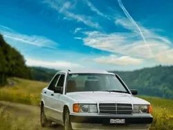 Blanc Utilisé 1990 Mercedes 190 Berline | 12 900 €
