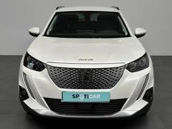 Blanc Occasion 2021 Peugeot e-2008 Allure SUV | 14 990 € (Bon prix)
