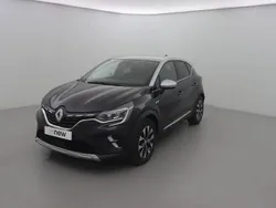 Noir Utilisé 2024 Renault Captur Techno SUV | 23 990 € (Prix juste)