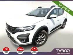Blanc Utilisé 2022 Dacia Sandero Stepway Citadine | 14 488 € (Prix juste)