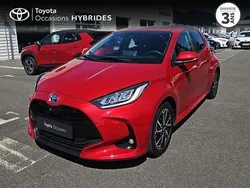 Rouge Utilisé 2022 Toyota Yaris Hybrid Design | 20 980 € (Bon prix)
