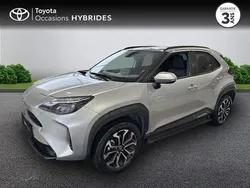 Gris Utilisé 2024 Toyota Yaris Hybrid Design | 24 990 € (Prix juste)