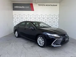 Noir Utilisé 2023 Toyota Camry Business Edition Berline | 39 900 € (Prix juste)