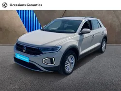 Gris Utilisé 2023 VW T-Roc Life SUV | 27 979 € (Prix juste)