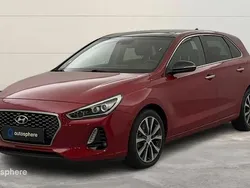 Rouge Utilisé 2017 Hyundai i30 Berline | 13 499 € (Prix juste)