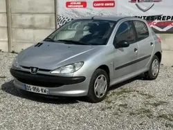Gris Utilisé 2000 Peugeot 206 Berline | 1 990 €