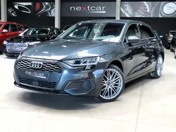 Gris Utilisé 2021 Audi A3 Sportback Advanced Berline | 19 990 € (Prix juste)