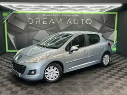 Bleu Utilisé 2010 Peugeot 207 Berline | 5 990 € (Prix juste)