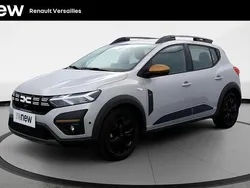 Gris Utilisé 2024 Dacia Sandero Extreme Citadine | 16 190 € (Prix juste)
