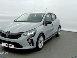 Gris Utilisé 2024 Renault Clio Evolution Van | 15 900 € (Prix juste)