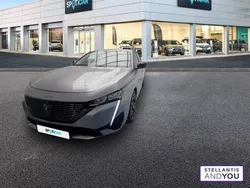 Gris Utilisé 2022 Peugeot 308 Allure Berline | 17 190 € (Prix juste)