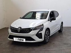 Blanc Utilisé 2024 Renault Clio V Techno Citadine | 19 299 € (Prix assez cher)
