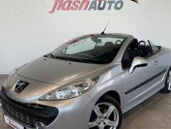 Utilisé 2007 Peugeot 207 CC Cabriolet | 5 900 € (Prix cher)