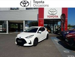 Utilisé 2023 Toyota Yaris Hybrid Design Berline | 18 980 € (Prix juste)