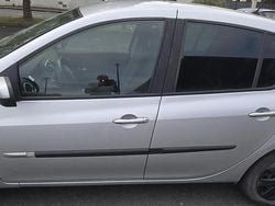 Utilisé 2011 Renault Clio III Berline | 3 500 € (Prix juste)